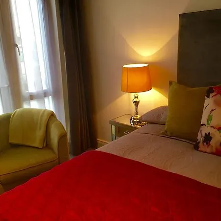 Hazelbrook Killarney