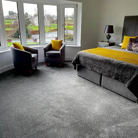 Guest house Hazelbrook 3*