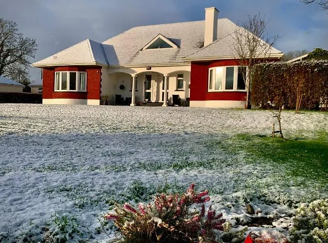 Hazelbrook Guest house 3*